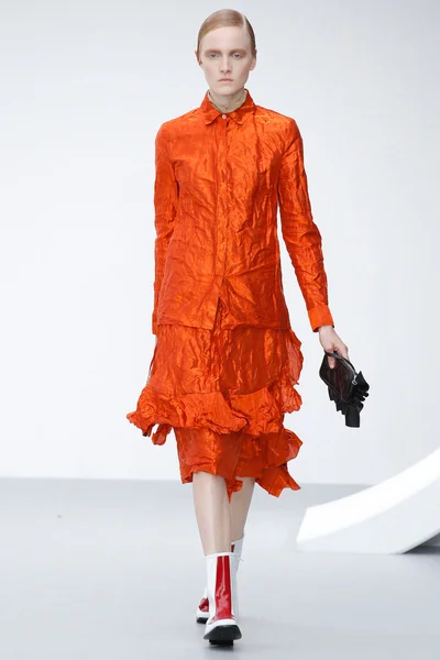Look 26